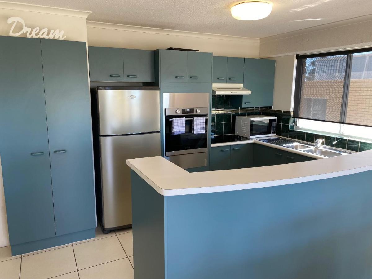 Belvedere Apartments Caloundra Exterior photo